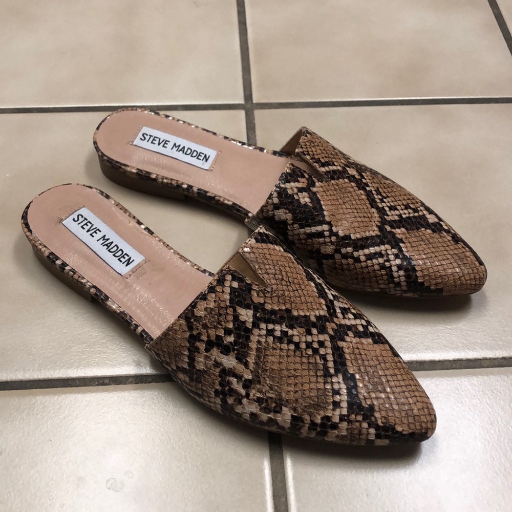New Steve Madden Python Snake Flats Mule Slides - image 5